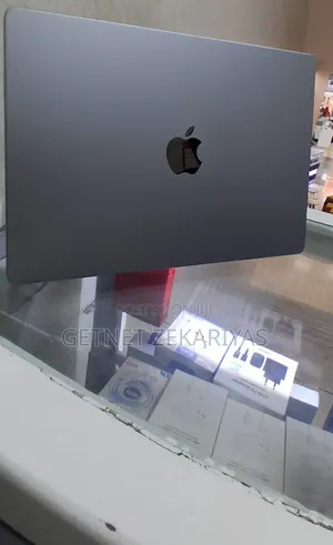 New Laptop Apple MacBook Pro 2021 M1 Max 32GB Apple M1 SSD 1T