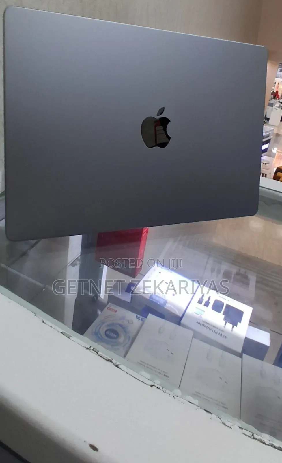 New Laptop Apple MacBook Pro 2021 M1 Max 32GB Apple M1 SSD 1T