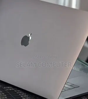 New Laptop Apple MacBook Pro 2017 16GB Intel Core i5 SSD 512GB