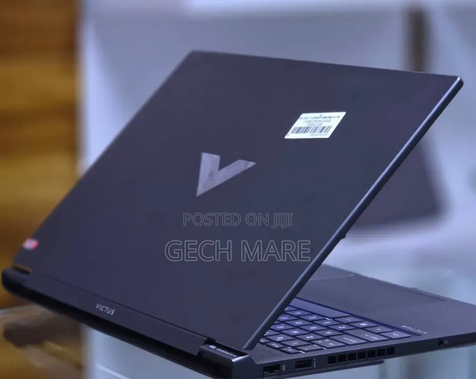 New Laptop HP Victus 15 16GB Intel Core i7 SSD 512GB