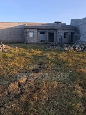 4bdrm Farm House in Oromia-Finfinne for sale