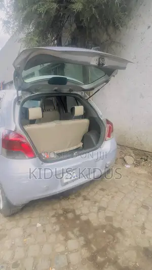Toyota Yaris 2009