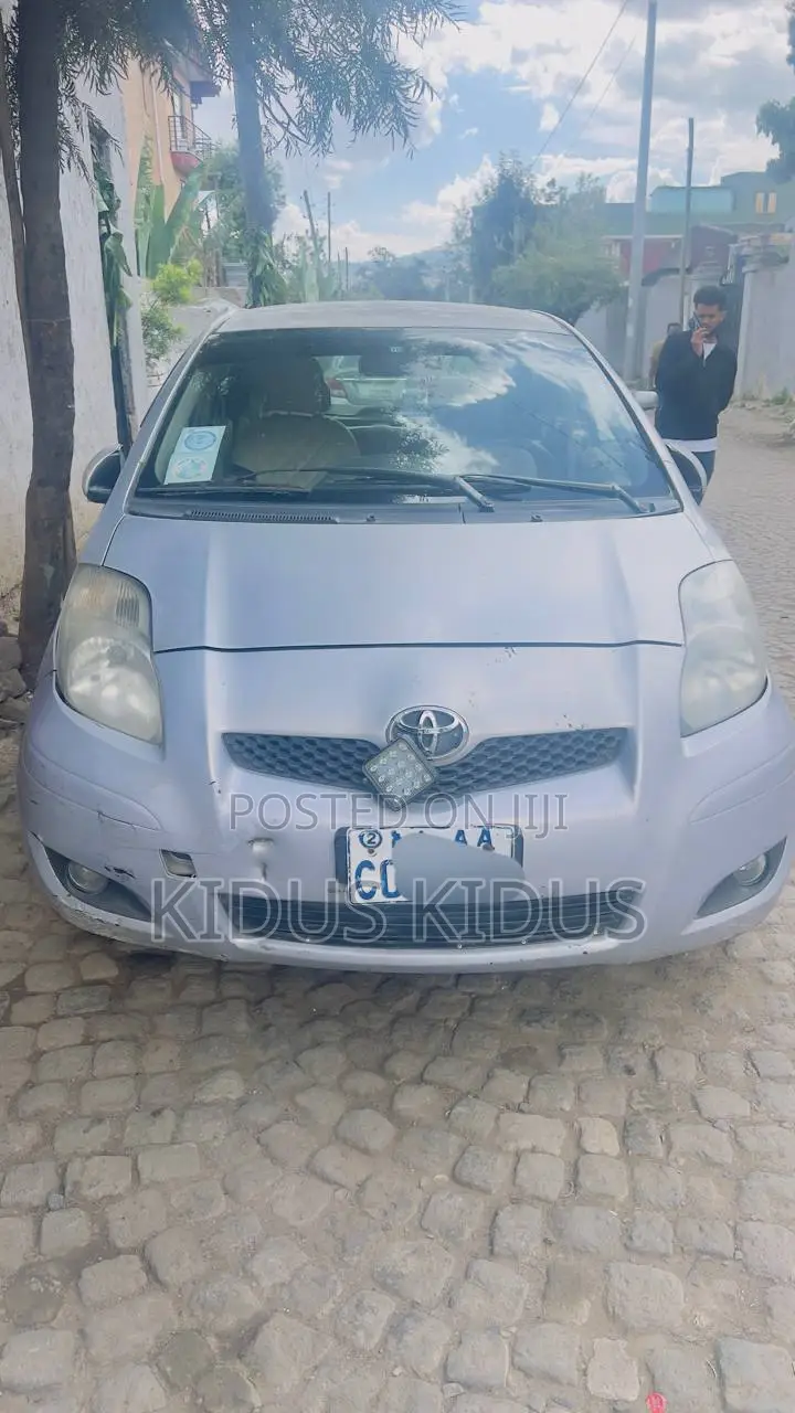 Toyota Yaris 2009
