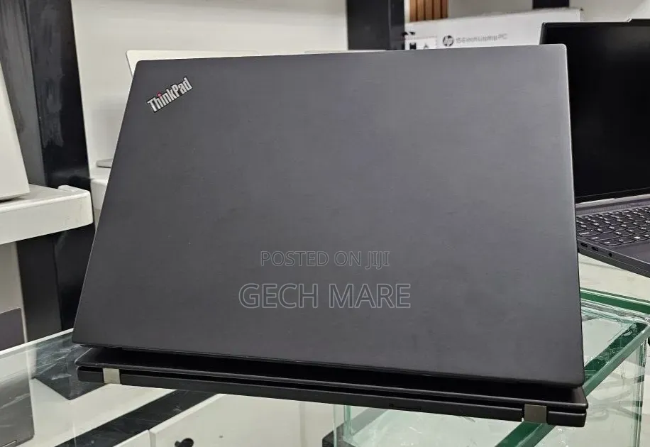 New Laptop Lenovo ThinkPad T490s 8GB Intel Core i5 SSD 512GB