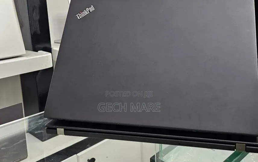 New Laptop Lenovo ThinkPad T490s 8GB Intel Core i5 SSD 512GB