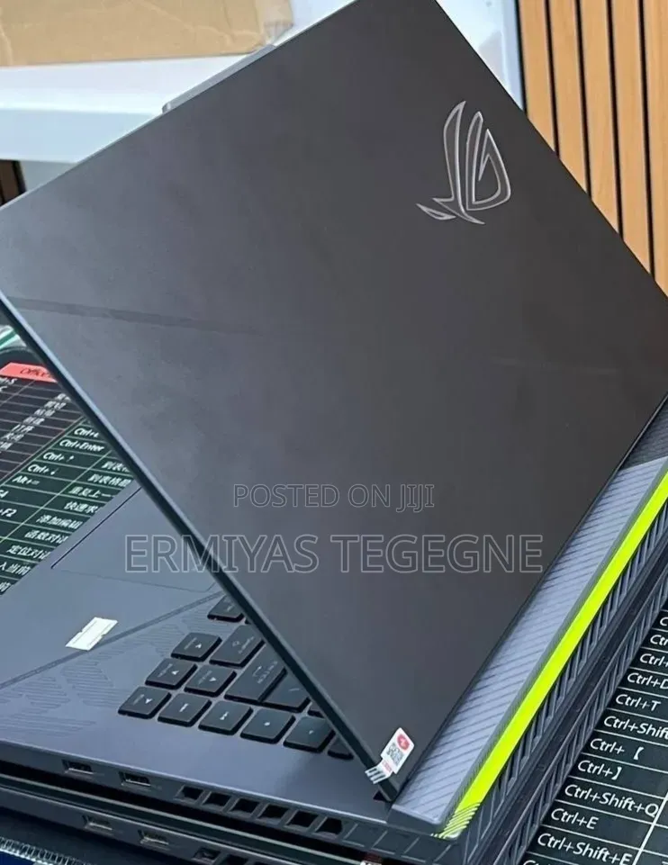 New Laptop Asus ROG Strix G15 16GB Intel Core i9 SSD 512GB
