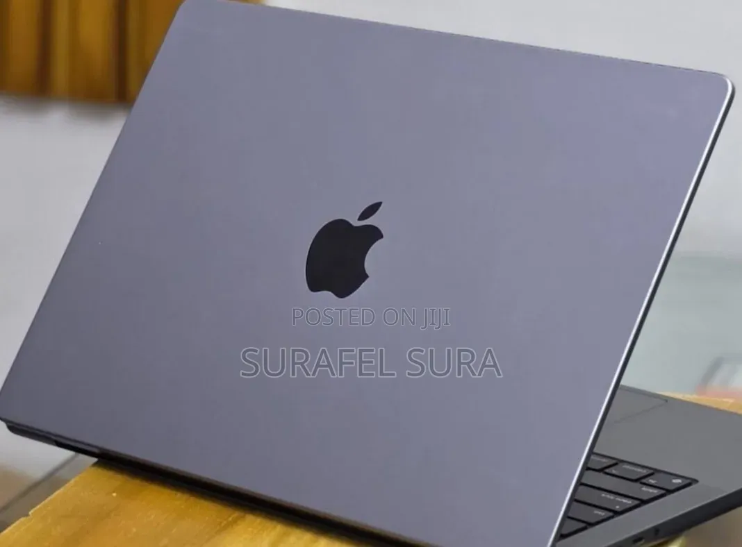 New Laptop Apple MacBook Pro 2020 M1 32GB Apple M1 Pro SSD 512GB