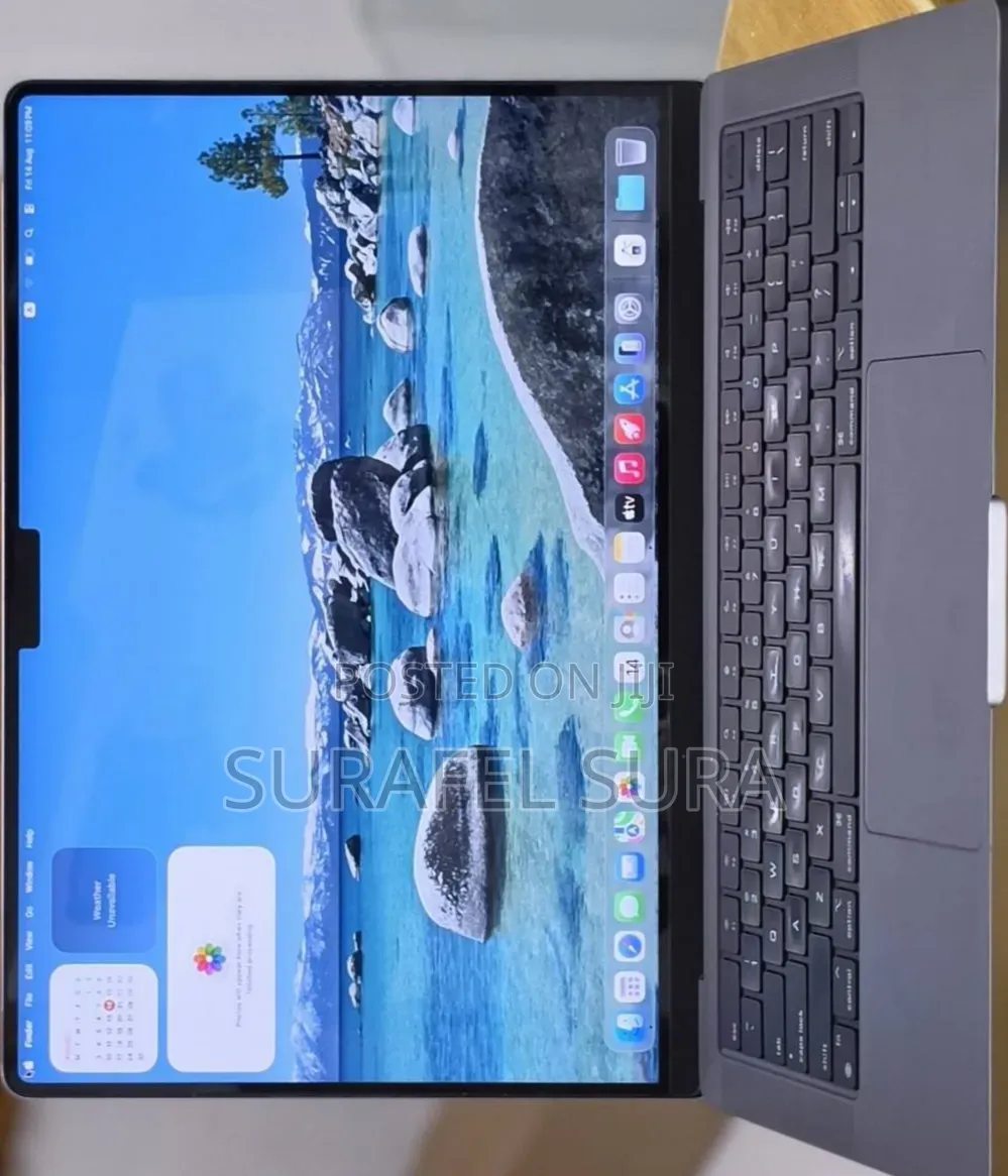 New Laptop Apple MacBook Pro 2020 M1 32GB Apple M1 Pro SSD 512GB