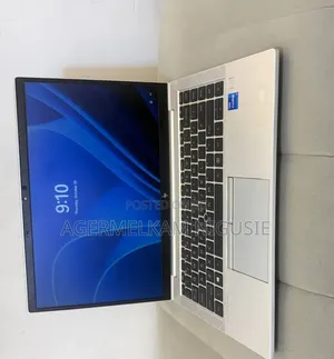 New Laptop HP EliteBook 840 G8 16GB Intel Core i7 SSD 512GB