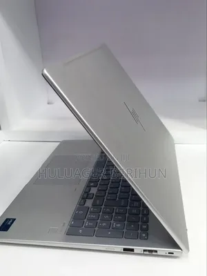 New Laptop HP EliteBook 660 G11 16GB Intel Core Ultra 7 SSD 512GB