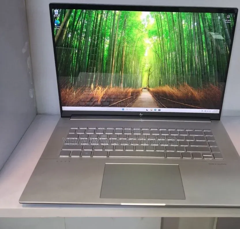 New Laptop HP Envy 16 Gaming 16-h1023dx 16GB Intel Core i9 SSD 1T