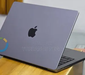 New Laptop Apple MacBook Pro 2021 M1 32GB Apple M1 Pro SSD 512GB