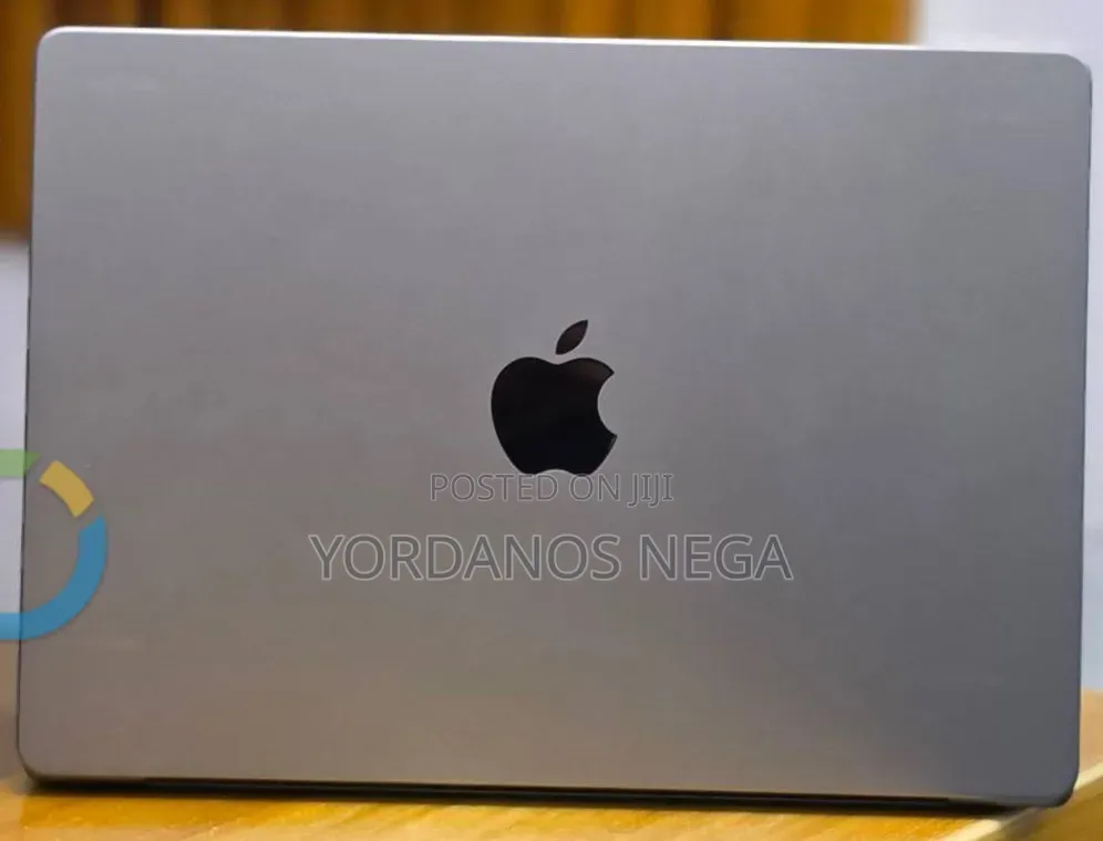 New Laptop Apple MacBook Pro 2021 M1 32GB Apple M1 Pro SSD 512GB