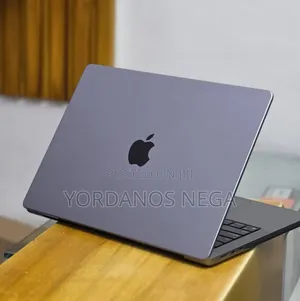 New Laptop Apple MacBook Pro 2021 M1 32GB Apple M1 Pro SSD 512GB
