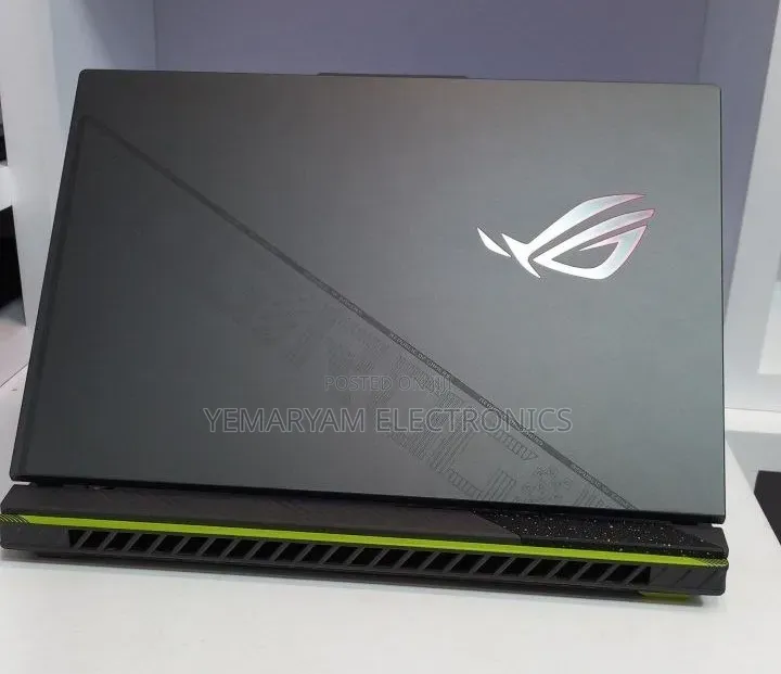 New Laptop Asus ROG Strix G15 16GB Intel Core i9 SSD 1T