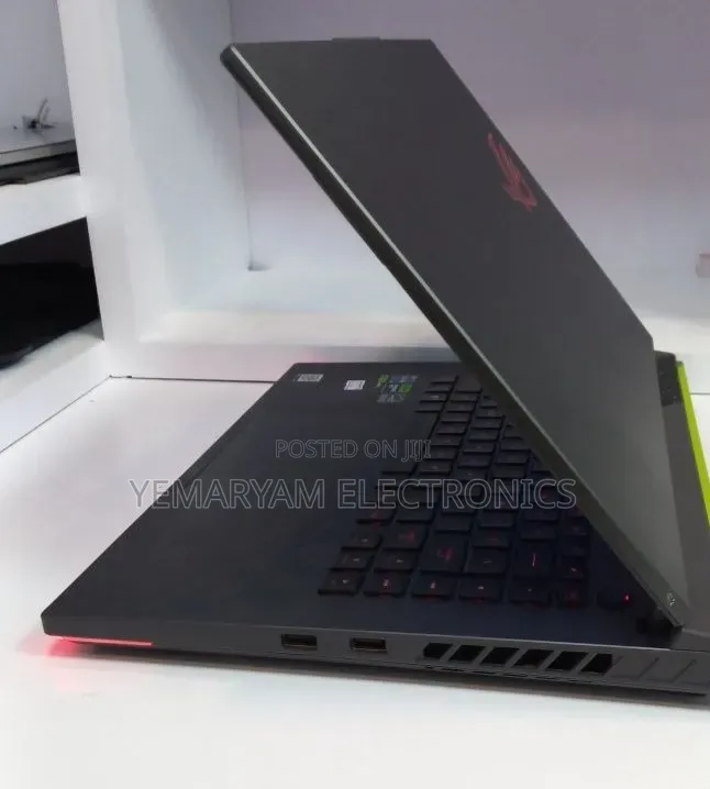 New Laptop Asus ROG Strix G15 16GB Intel Core i9 SSD 1T