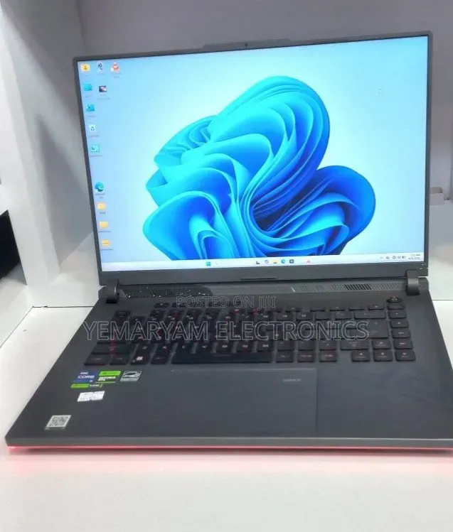 New Laptop Asus ROG Strix G15 16GB Intel Core i9 SSD 1T