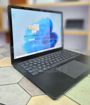 New Laptop Microsoft Surface Laptop 4 16GB Intel Core i7 SSD 512GB