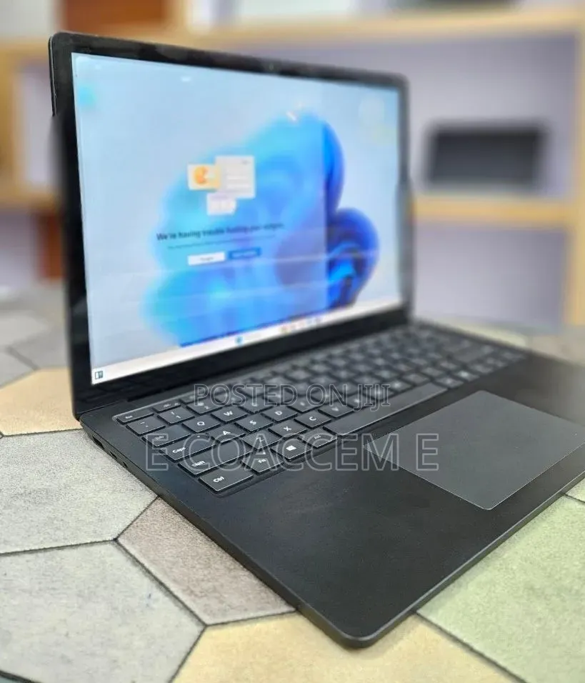 New Laptop Microsoft Surface Laptop 4 16GB Intel Core i7 SSD 512GB