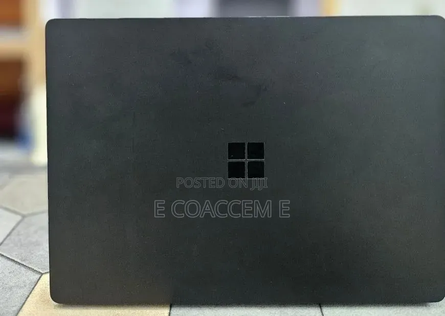 New Laptop Microsoft Surface Laptop 4 16GB Intel Core i7 SSD 512GB
