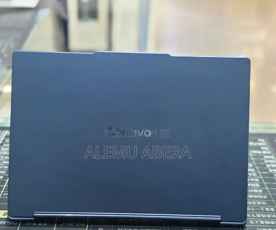 New Lenovo Yoga Pro 9i Aura Edition 32GB Intel Core Ultra 7 SSD 1T