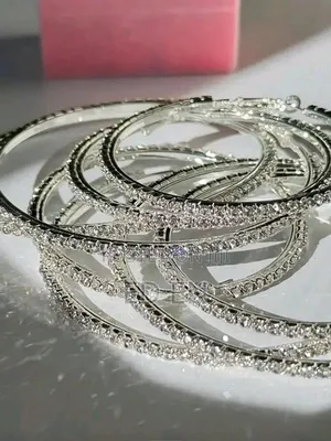 Vintage Elegant Unique Shiny Silver EarringFor Women's Daily Wear