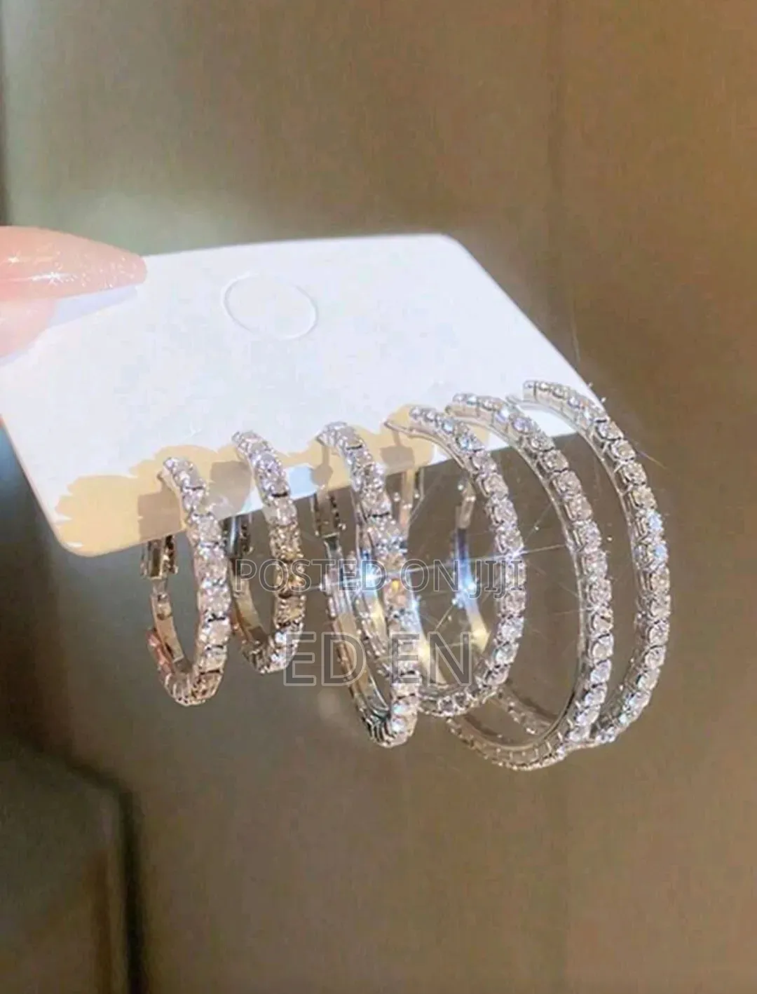 Vintage Elegant Unique Shiny Silver EarringFor Women's Daily Wear