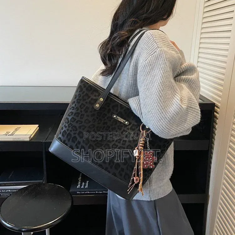 Cheetah Print Women’s Bag