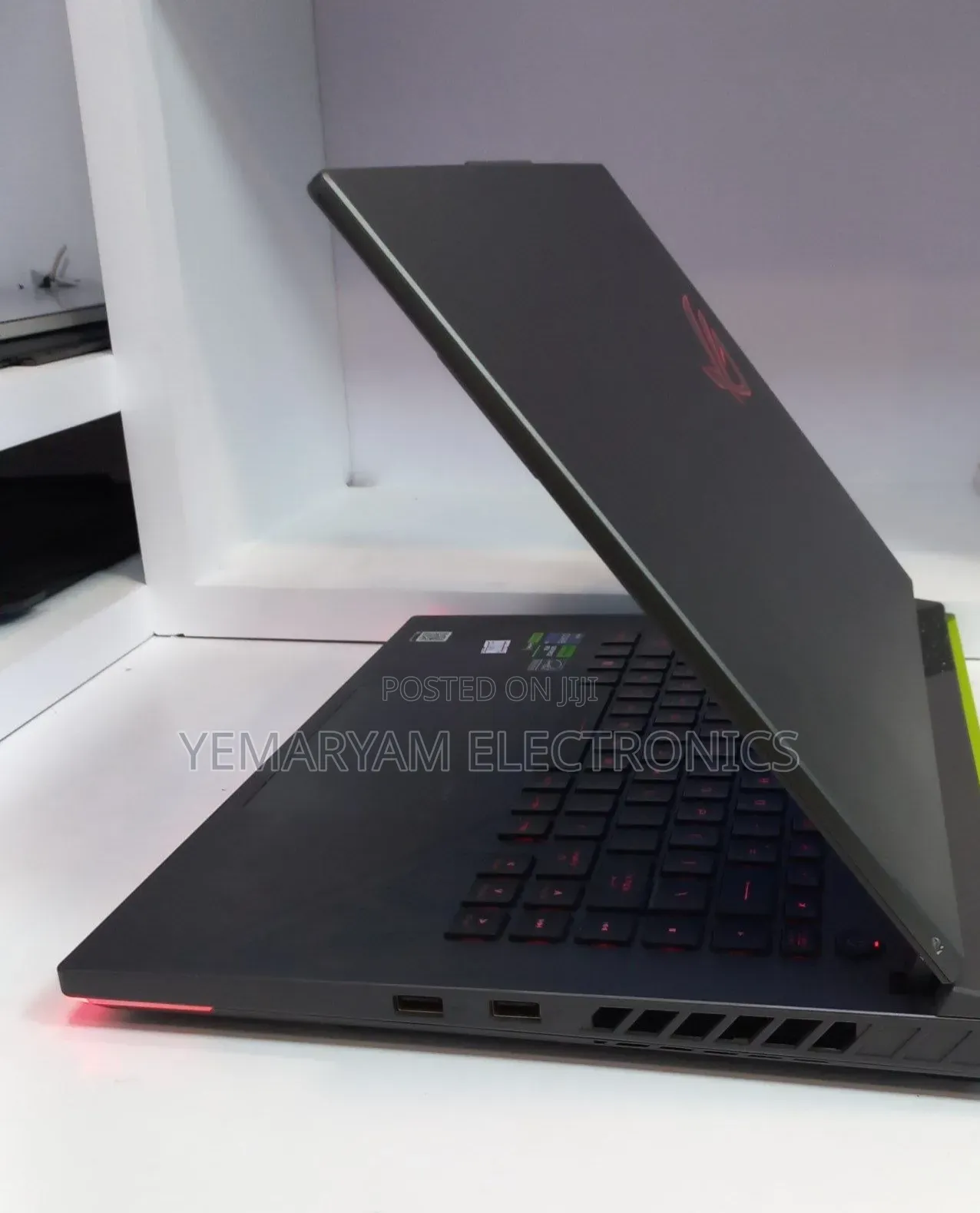 New Laptop Asus ROG Strix G15 16GB Intel Core i9 SSD 1T