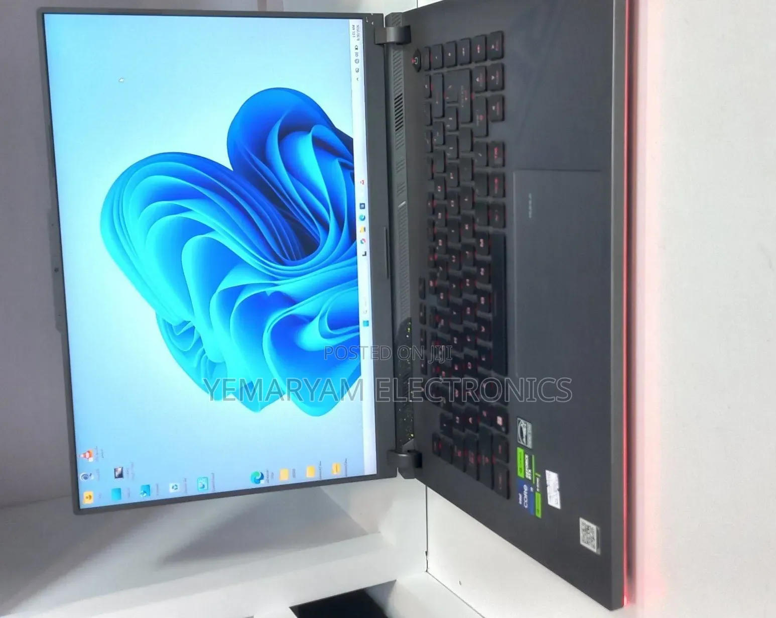 New Laptop Asus ROG Strix G15 16GB Intel Core i9 SSD 1T