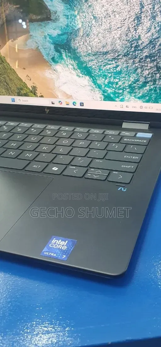 New Laptop HP OmniBook Ultra Flip 14" 32GB Intel Core Ultra 7 SSD 1T