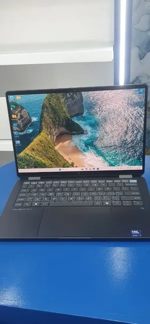 New Laptop HP OmniBook Ultra Flip 14" 32GB Intel Core Ultra 7 SSD 1T