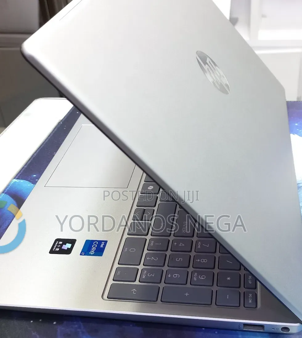 New Laptop HP Stream Notebook 16GB Intel Core i7 SSD 1T