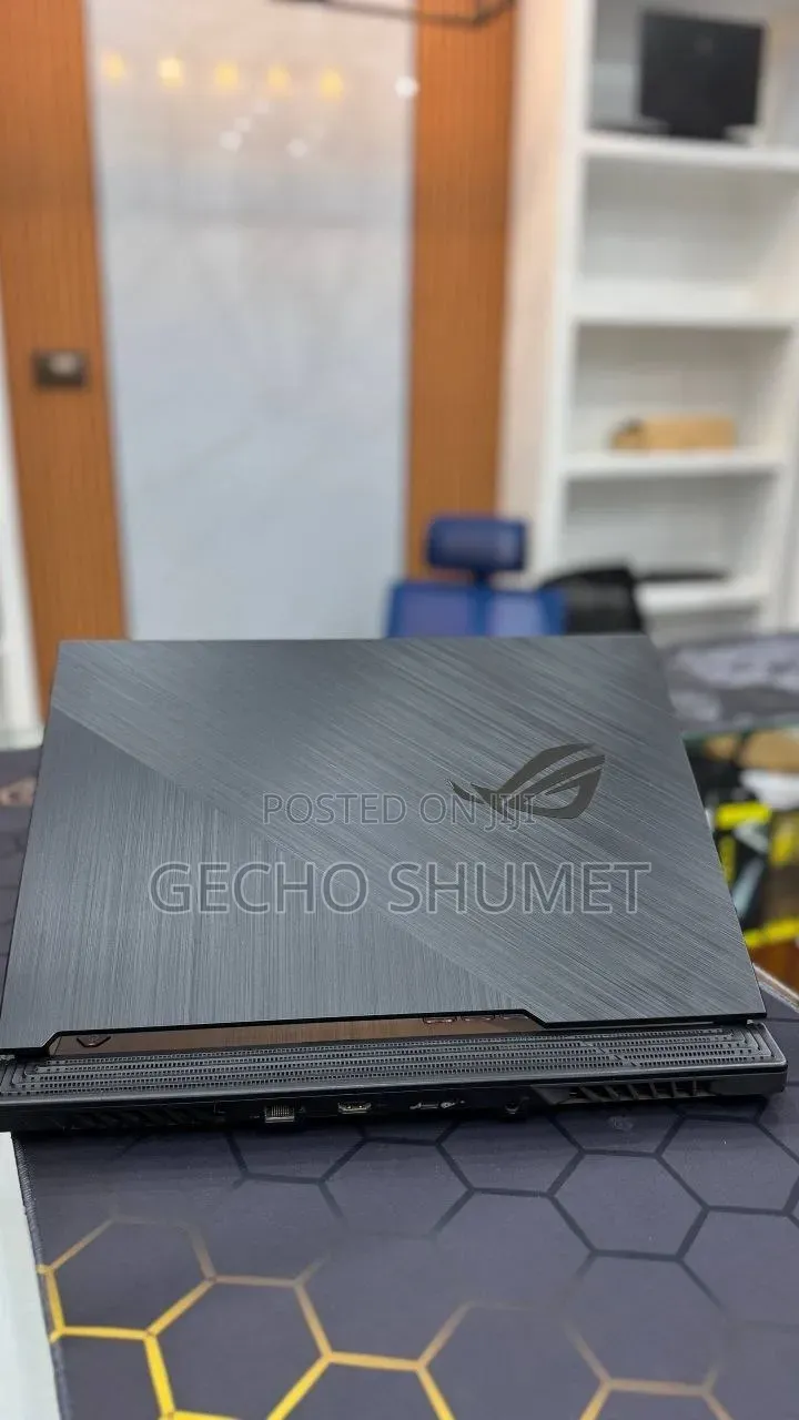 New Laptop Asus ROG Strix G16 16GB Intel Core i7 SSD 512GB