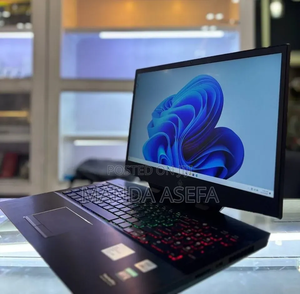 New Laptop HP Omen 17 16GB Intel Core i7 SSD 512GB