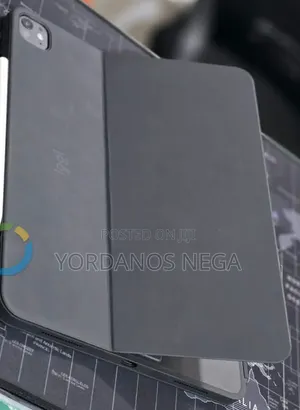 New Apple iPad Pro 13 (2025) 256 GB
