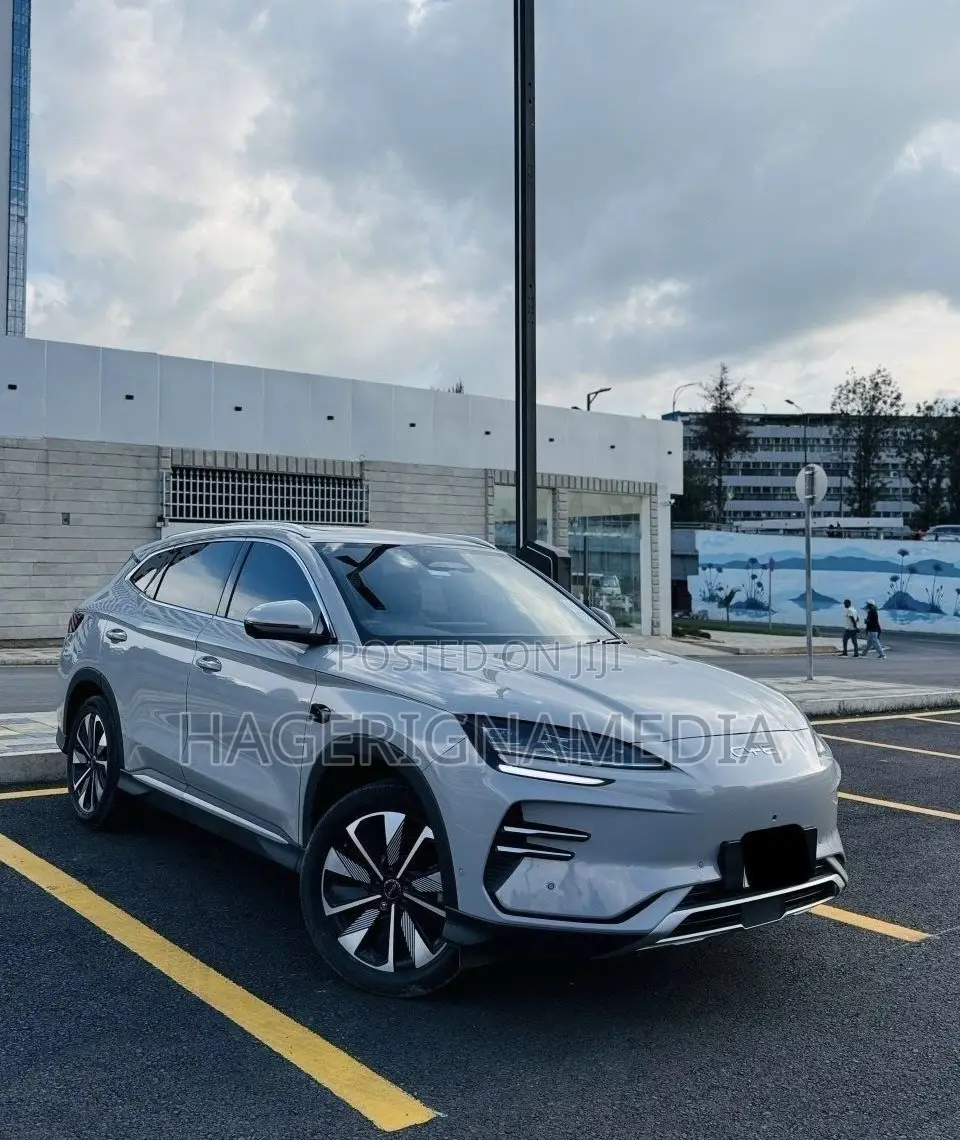 BYD Song Plus 2025 Ivory