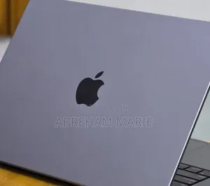 New Laptop Apple MacBook Pro 2021 M1 32GB Apple M1 Pro SSD 512GB