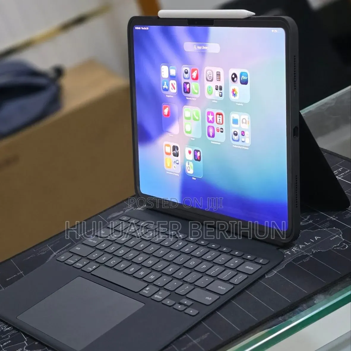New Apple iPad Pro 13 (2025) 256 GB Black