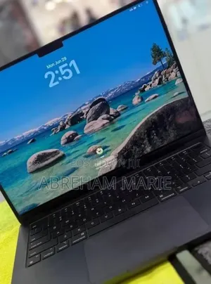 New Laptop Apple MacBook Pro 2024 M4 Pro 16GB Apple M4 Pro SSD 512GB
