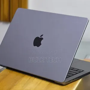 New Laptop Apple MacBook Pro 2021 M1 32GB Apple M1 Pro SSD 512GB