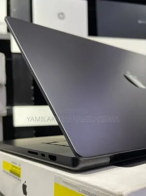 New Laptop Apple MacBook Pro 2024 M4 Max 48GB Apple M4 Max SSD 2T