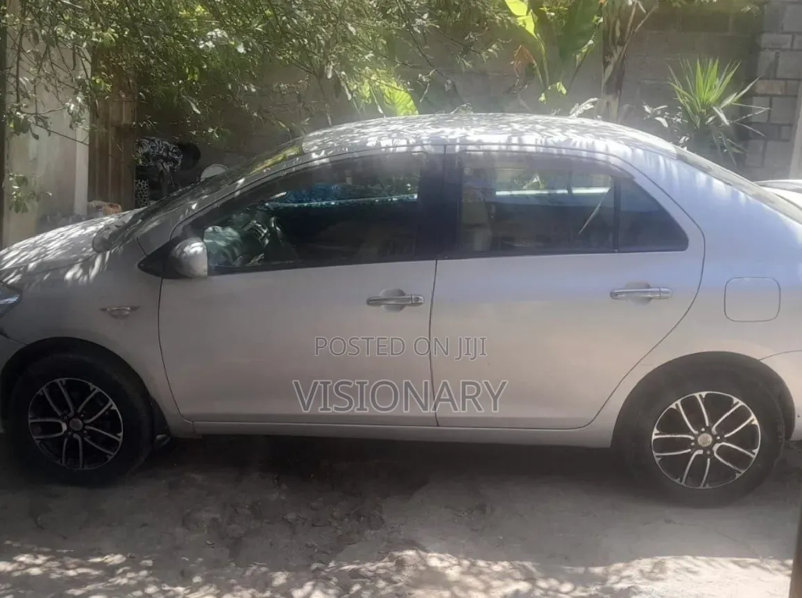 Toyota Yaris 2007 Silver