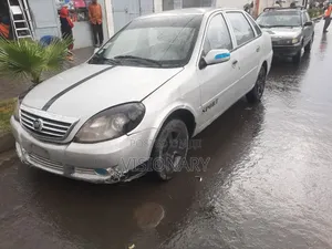 Lifan 520 2011 Silver