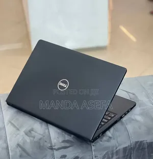 New Laptop Dell Vostro 15 5000 8GB Intel Core i5 HDD 500GB