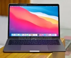 New Laptop Apple MacBook 2018 16GB Intel Core i5 SSD 512GB