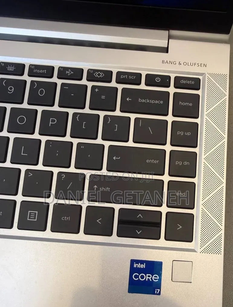 New Laptop HP EliteBook 840 G8 16GB Intel Core i7 SSD 512GB