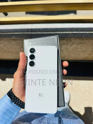 New Samsung Galaxy S25 FE 256 GB White