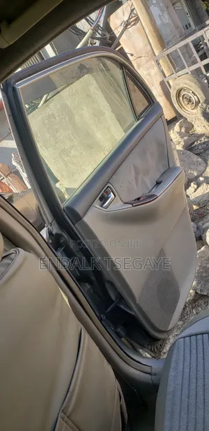 Toyota Corolla Sedan 2004 Beige