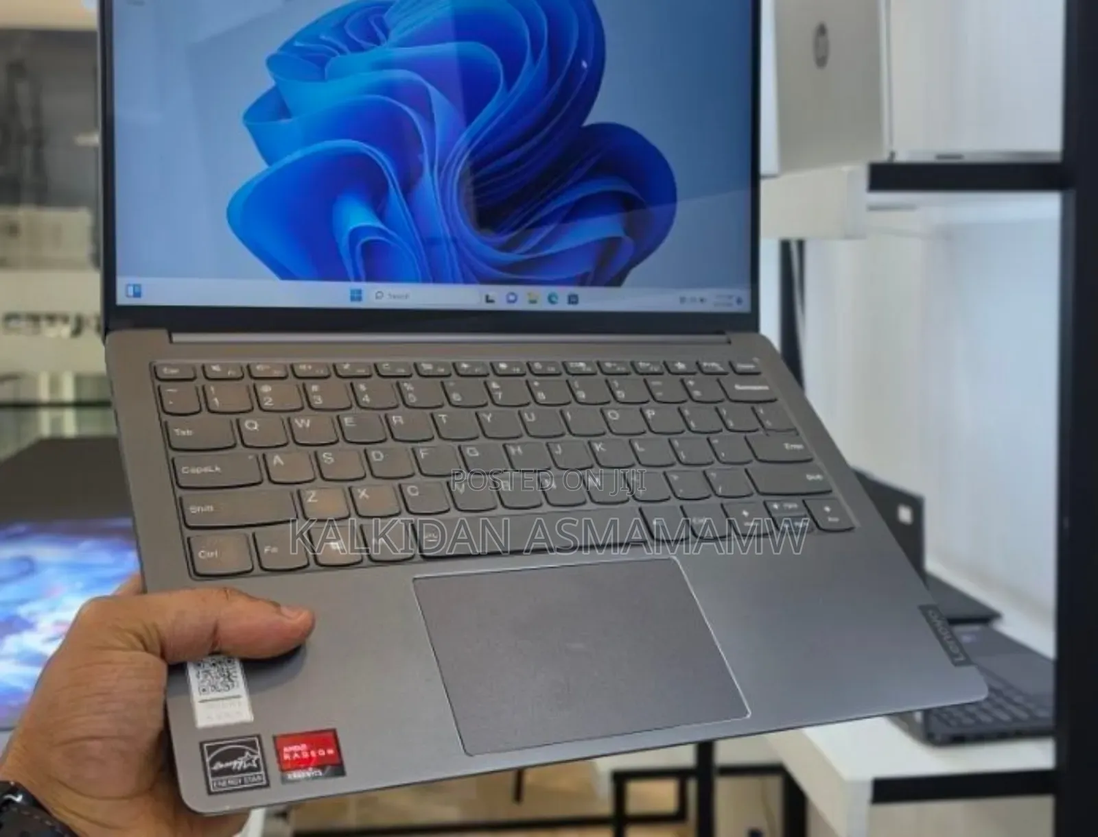 New Laptop Lenovo IdeaPad 1 16GB AMD Ryzen 7 SSD 512GB